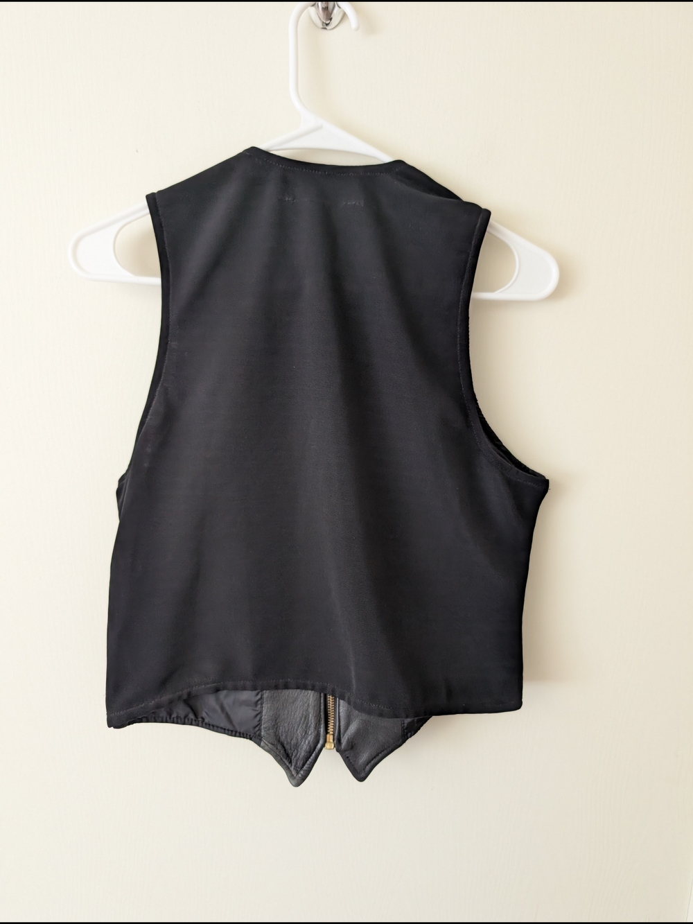 Vintage Melrose Womens Medium Black Leather Vest Bikercore Festival Gorpcore - Picture 4 of 5